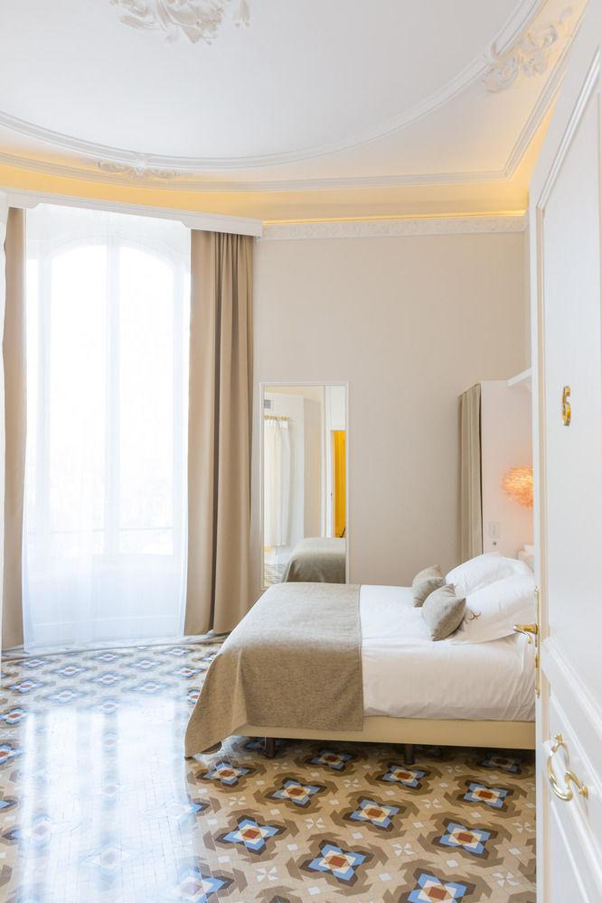 Anakena House Bed & Breakfast Барселона Екстер'єр фото
