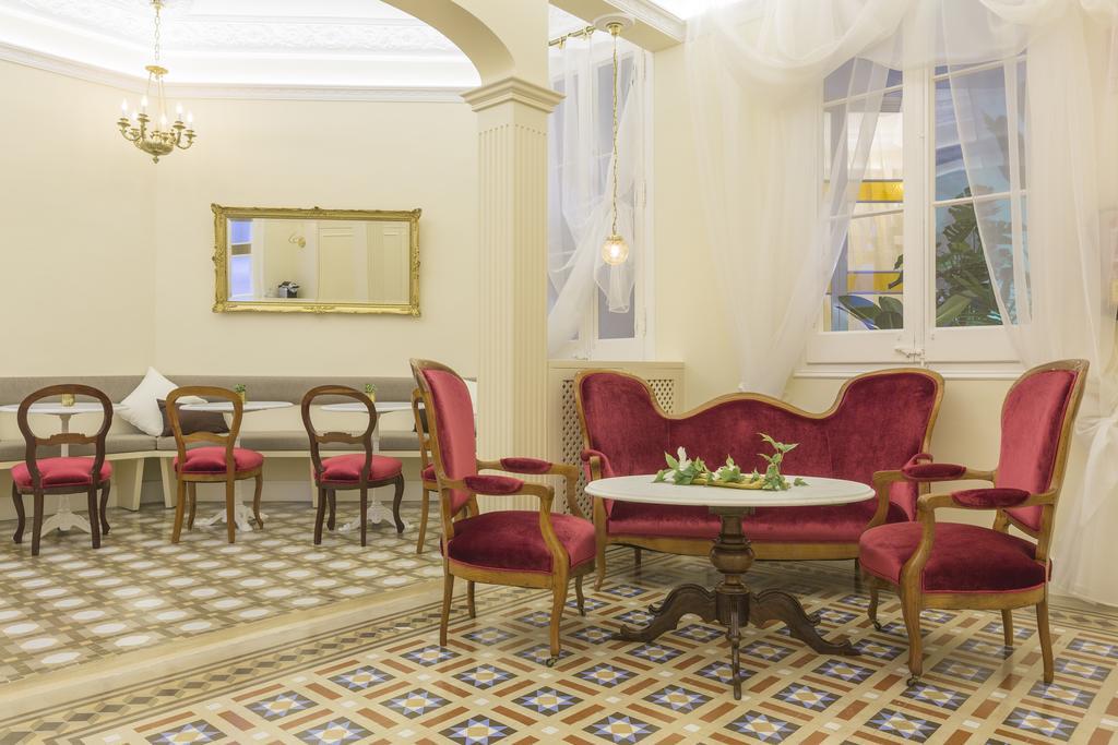 Anakena House Bed & Breakfast Барселона Екстер'єр фото