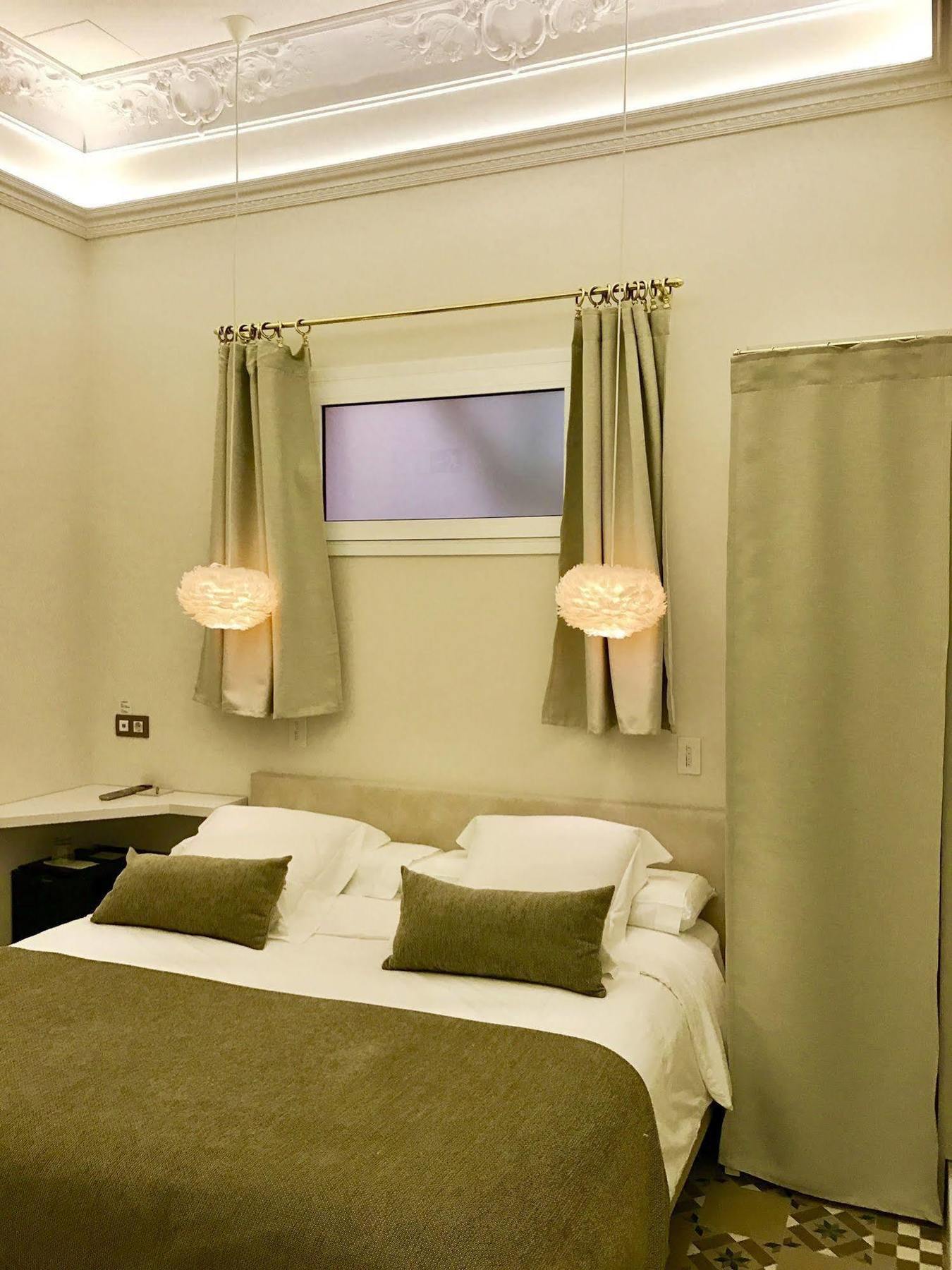 Anakena House Bed & Breakfast Барселона Екстер'єр фото