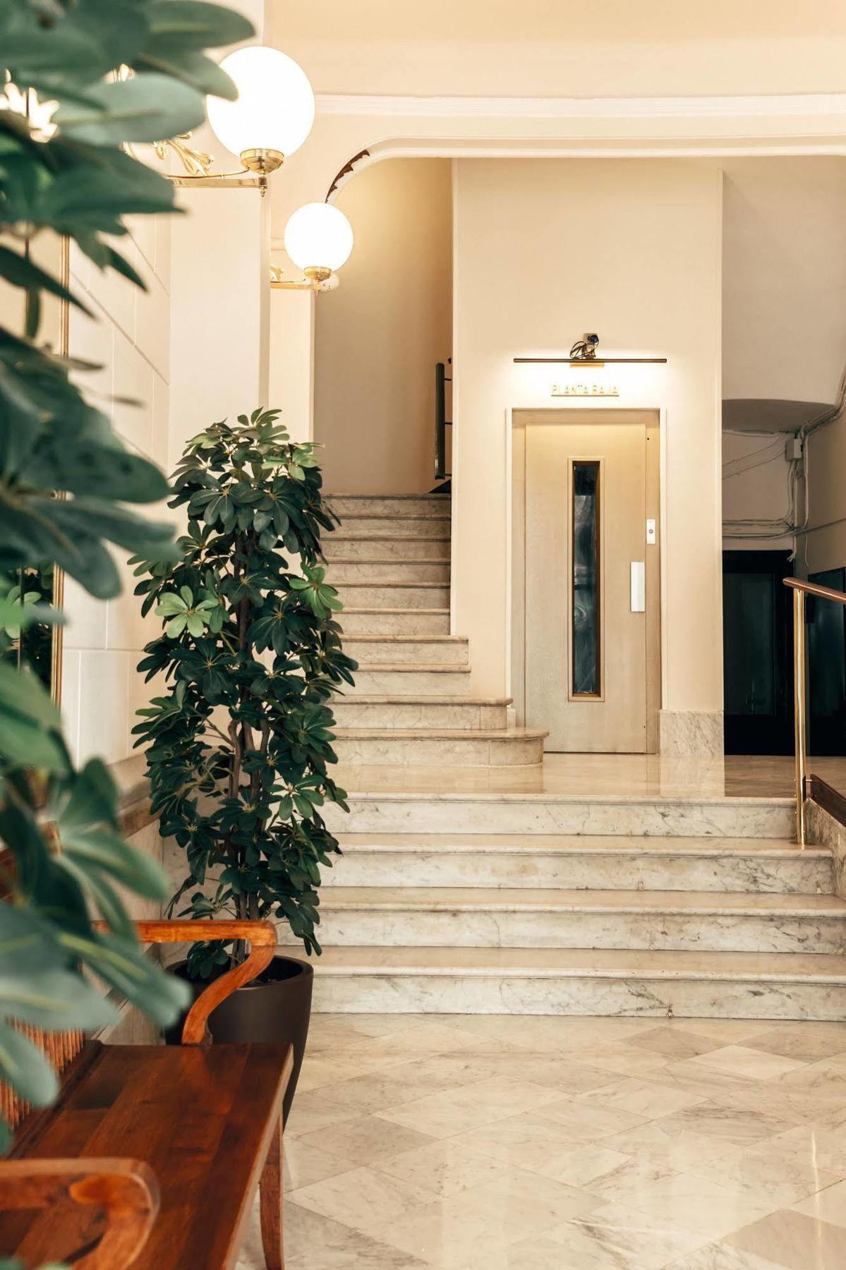 Anakena House Bed & Breakfast Барселона Екстер'єр фото