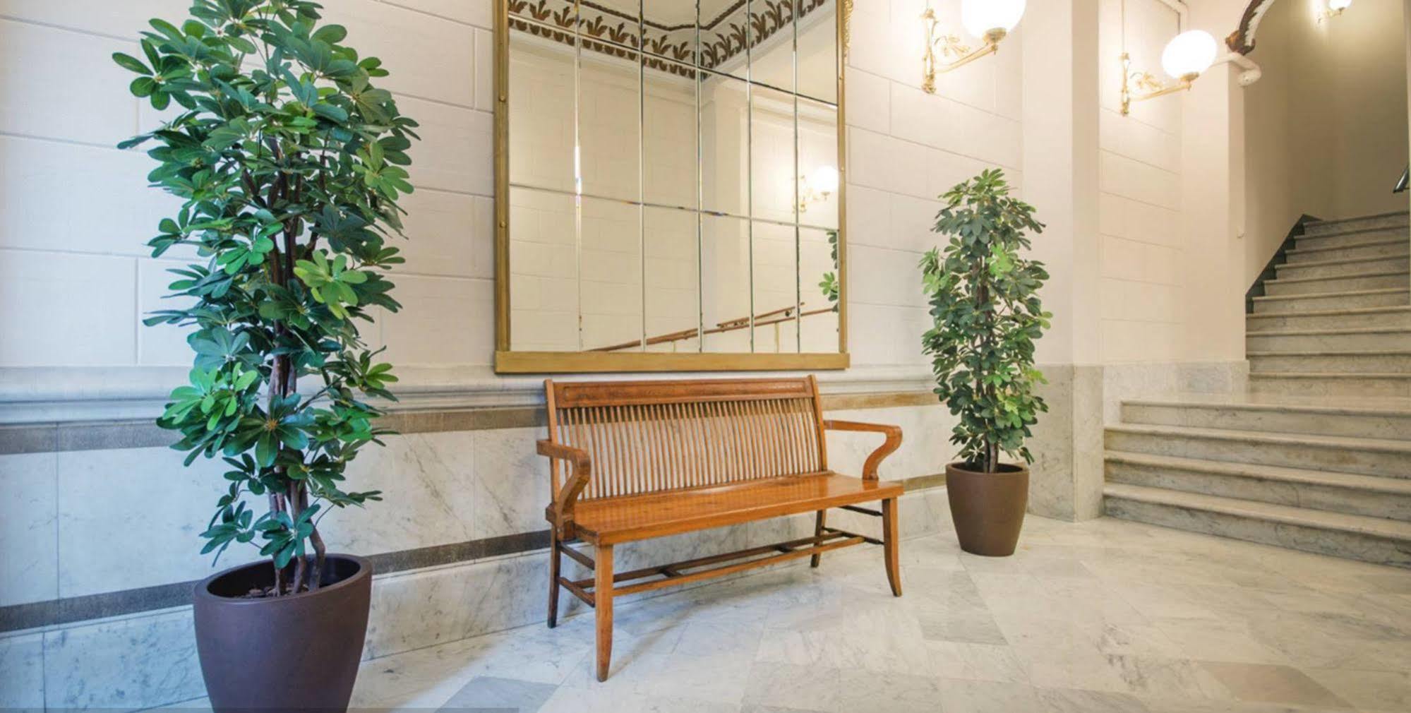 Anakena House Bed & Breakfast Барселона Екстер'єр фото