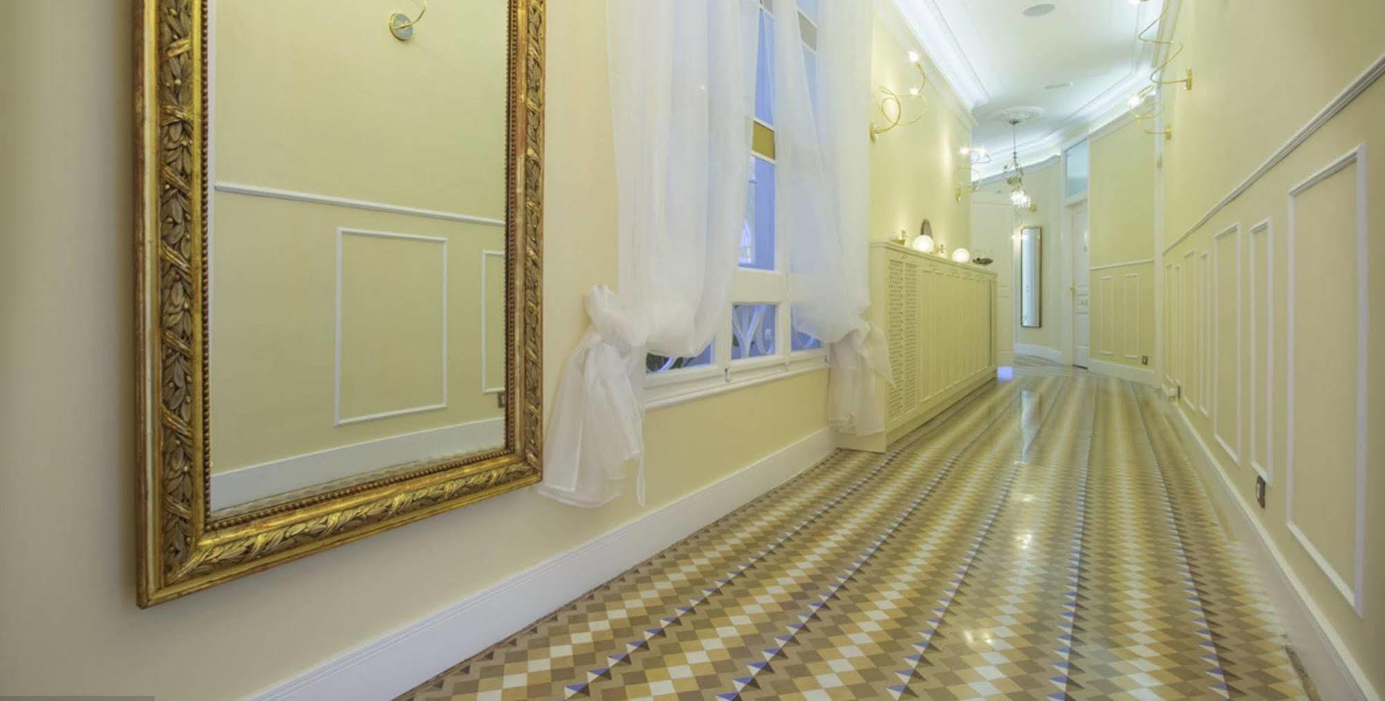 Anakena House Bed & Breakfast Барселона Екстер'єр фото